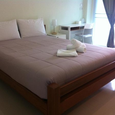 Hotel Papangkorn House Surat Thani Esterno foto